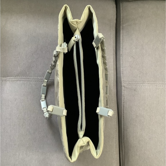 Authentic PRADA nylon tote bag 🌷🌷🌷 - Picture 13 of 16